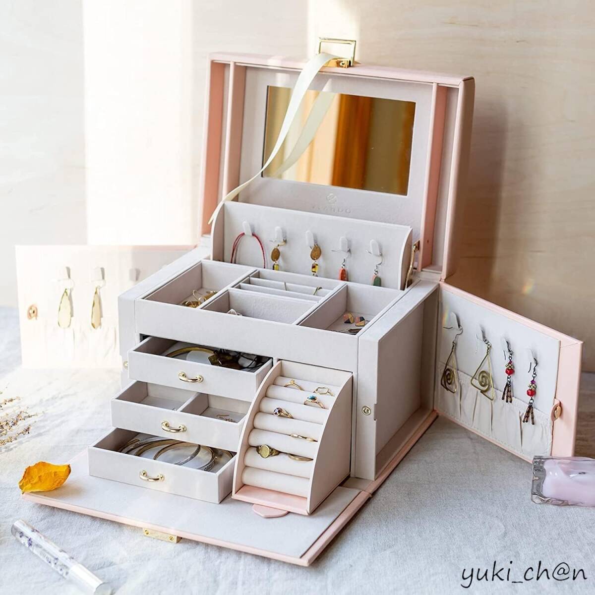 ジュエリーボックス アクセサリーケース ジュエリーバッグ 大容量の高級宝石箱 ピンク 収納 アクセサリー 鏡付き プレゼント拍卖