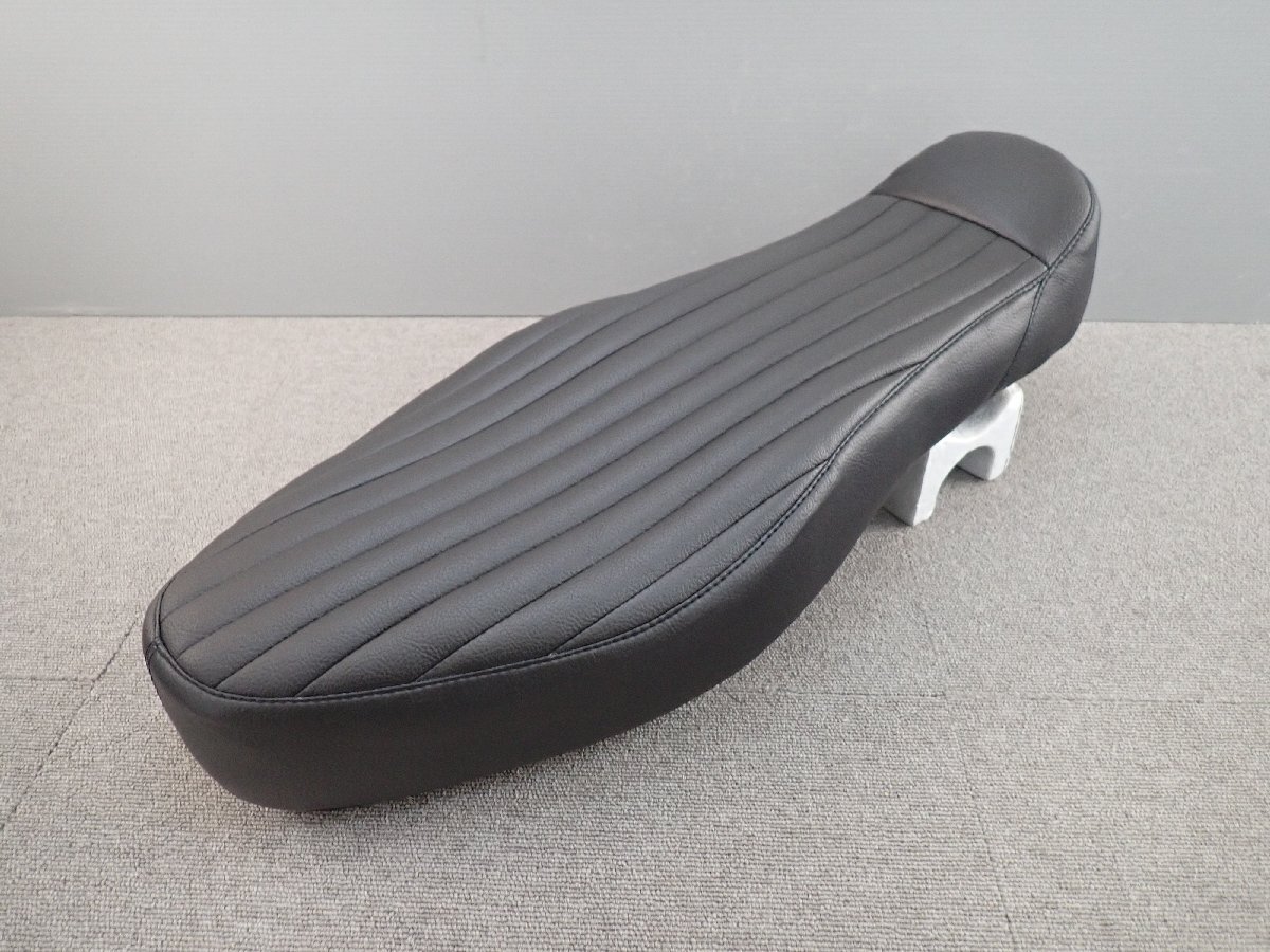 【良品】 ハーレー スポーツスター 82-03 BATESタイプ ベイツ TTシート フラット シート バーチカル タックロール拍卖