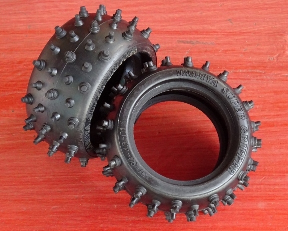 ★▲イグレス,アバンテブラック共用リアタイヤ2個,19805536(特定記録郵便)拍卖