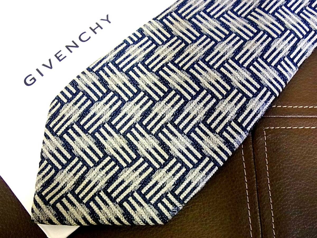 ●5-3220●在庫処分SALE●ジバンシイ「ロゴ柄」【GIVENCHY】ネクタイ拍卖
