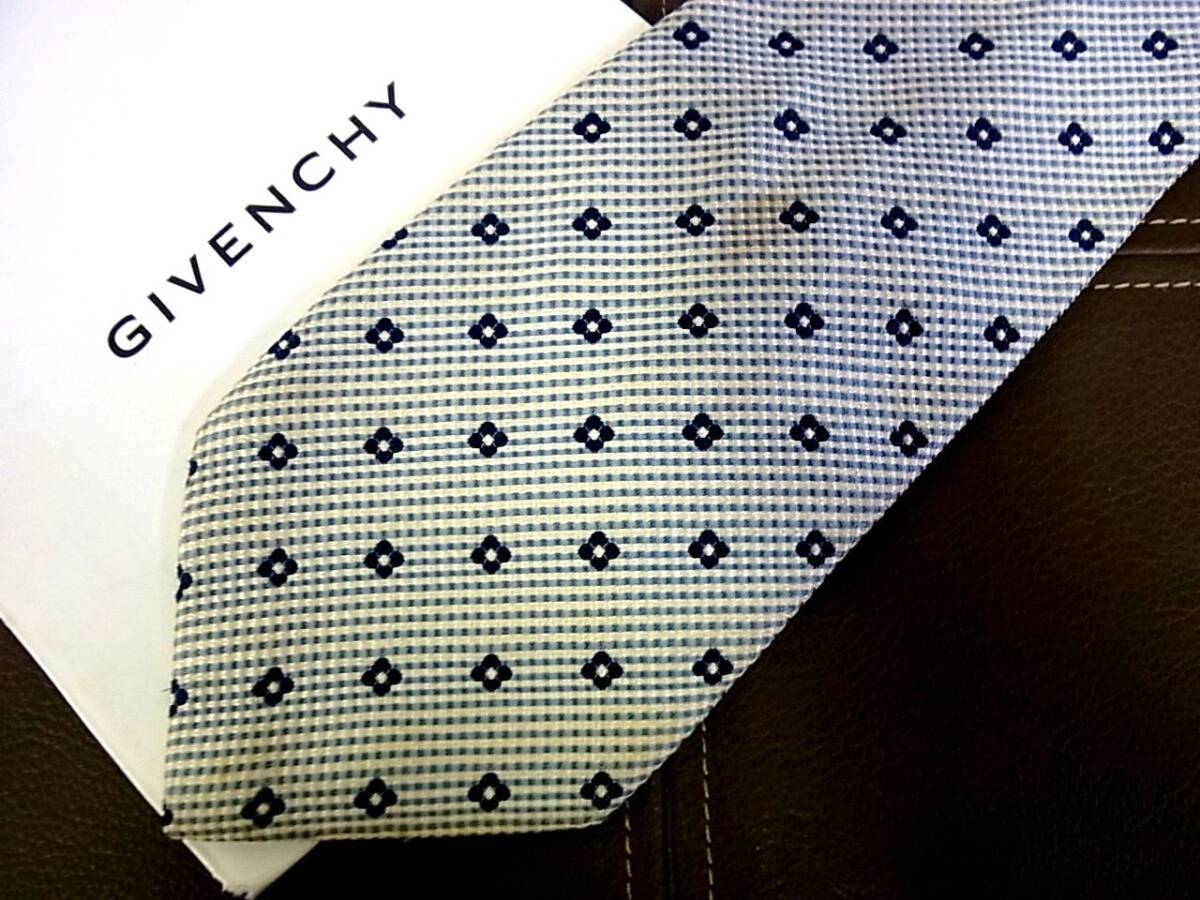 ●5-3221●在庫処分SALE●ジバンシイ「花」【GIVENCHY】ネクタイ拍卖