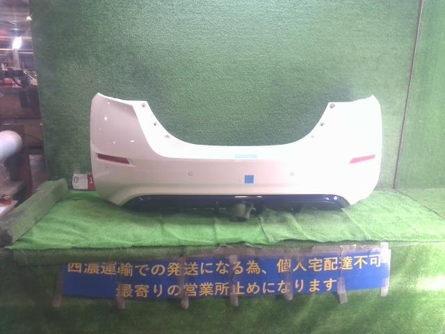 日産 リーフ G ZE1 純正 リアバンパー 85022-5SK0H ソナー付 擦り傷・ガリ傷有り ★個人宅配送不可★拍卖