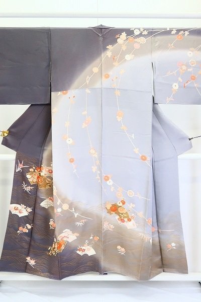 訪問着 手描き友禅 シルバー 身丈151cm 入学式 卒業式 お洒落 上品 正絹 仕立て上がり 着物フィ 18715拍卖