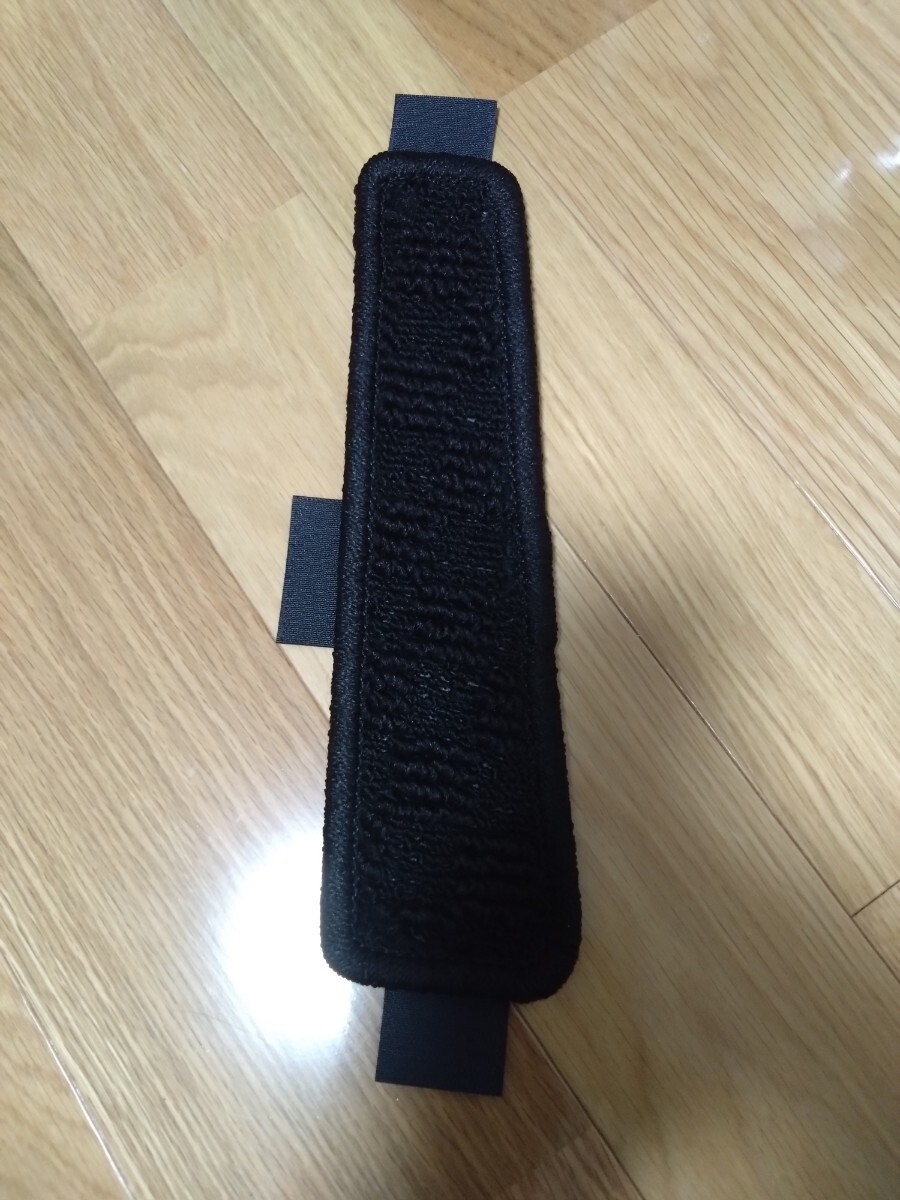 三菱 アウトランダー PHEV GN系 7人乗り フットレストカバー (スタンダード) ゴム 防水 日本製 空気触媒加工拍卖