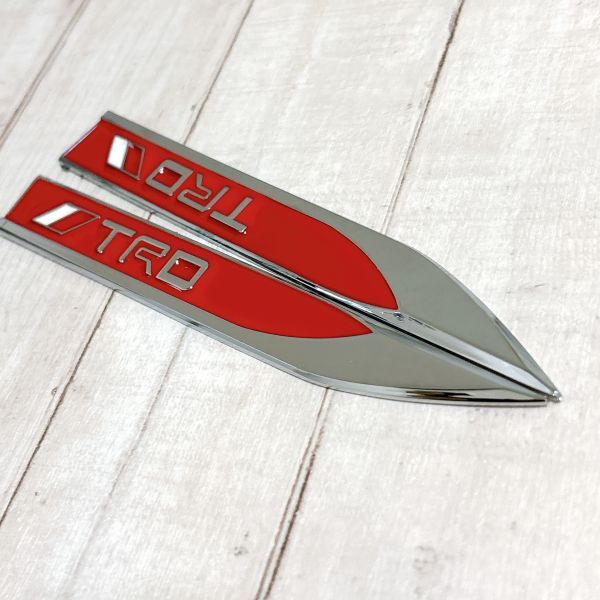 S109 【レッド】TRD トヨタ プロテクター エンブレム サイド ステッカー アルファード プリウス ヴェルファイア拍卖