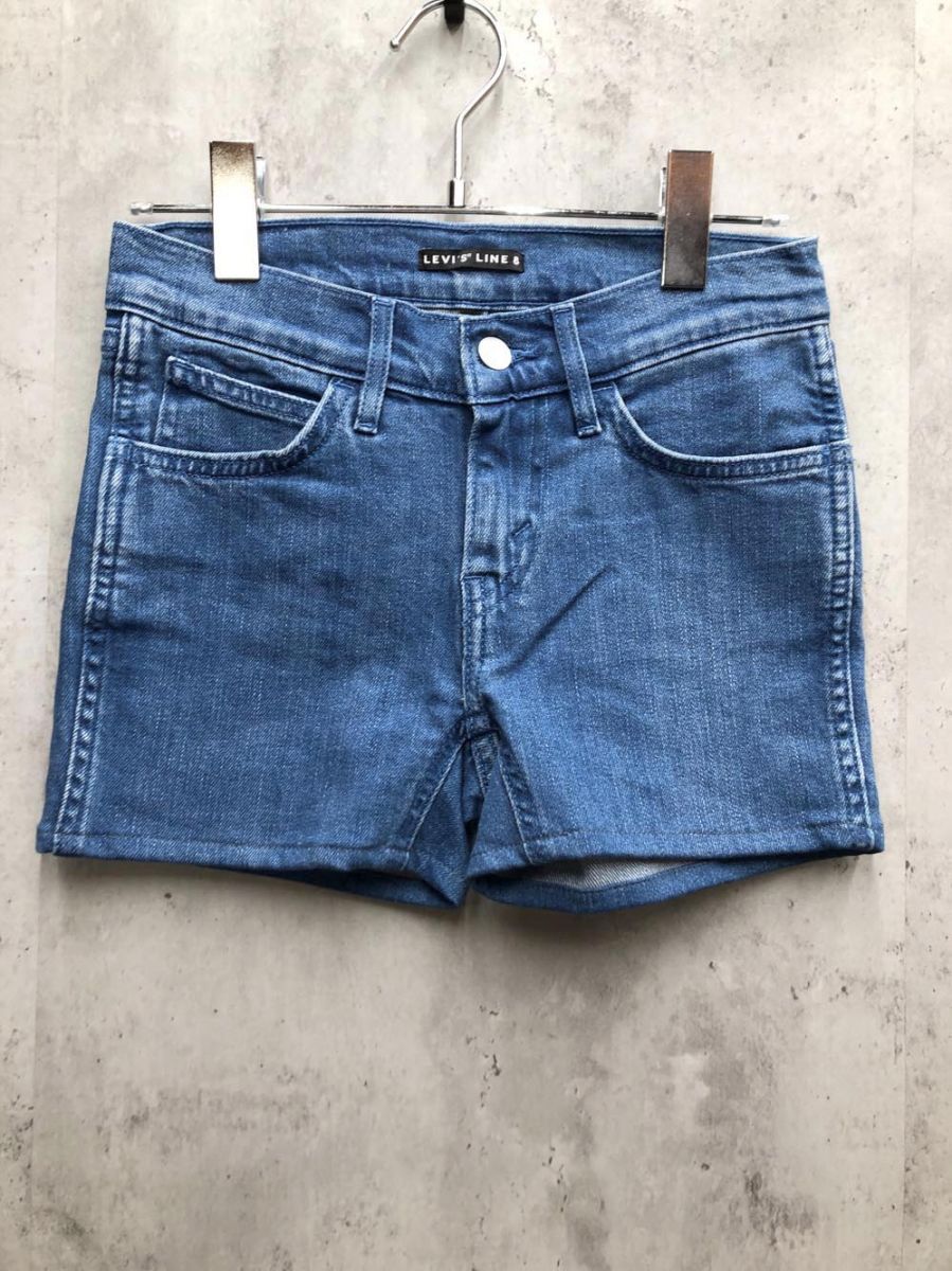 ゆうパケットOK 美品 LEVI’S リーバイス LINE8 ショートパンツ ホットパンツ デニム sizeW24/L32/青 ■◇拍卖