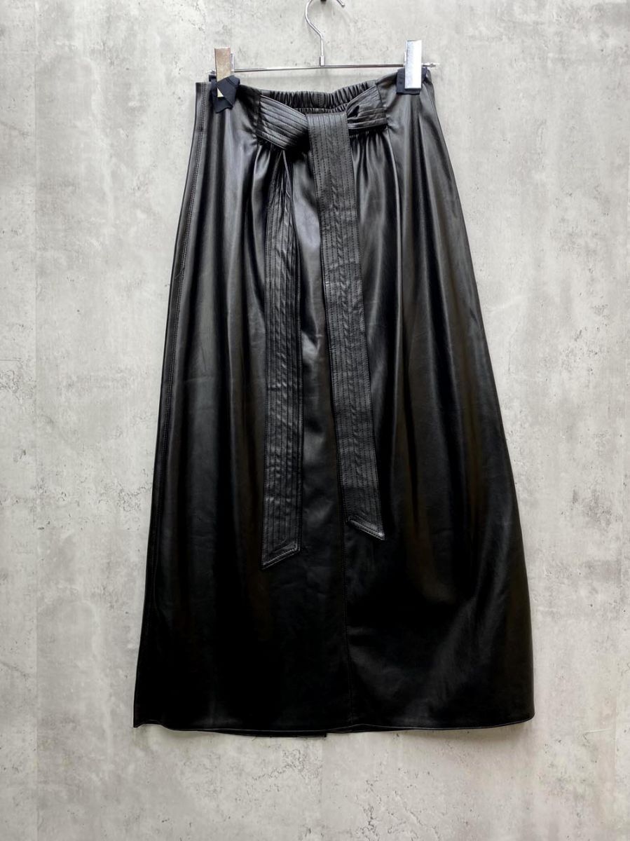 ゆうパケットOK ZARA ザラ フェイクレザー ウエストベルト フレアスカート ロング スカート size26/黒 ■◇拍卖
