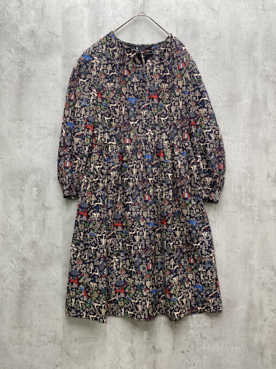 ノーブランド ハンドメイド ノーカラー 首元リボン 総柄 長袖 ロング ワンピース 黒 ■■拍卖