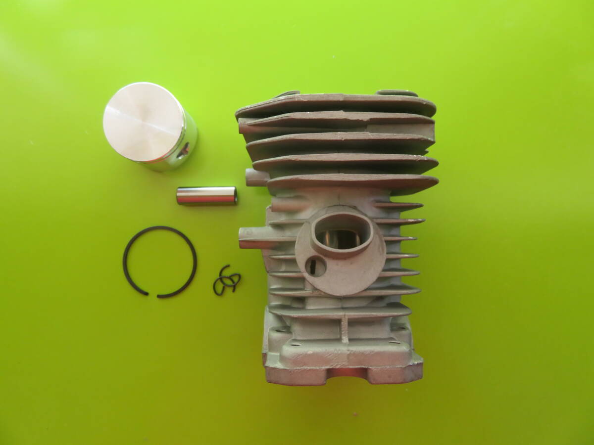 HUSQVARNA 136 137 シリンダーアセンブリ 1セット ハスクバーナー チェンソー ピストン (CY-101)拍卖