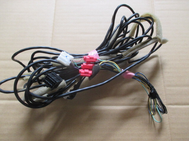 配線 わかる方どぞ! たぶんバックカメラ用とは思います。拍卖