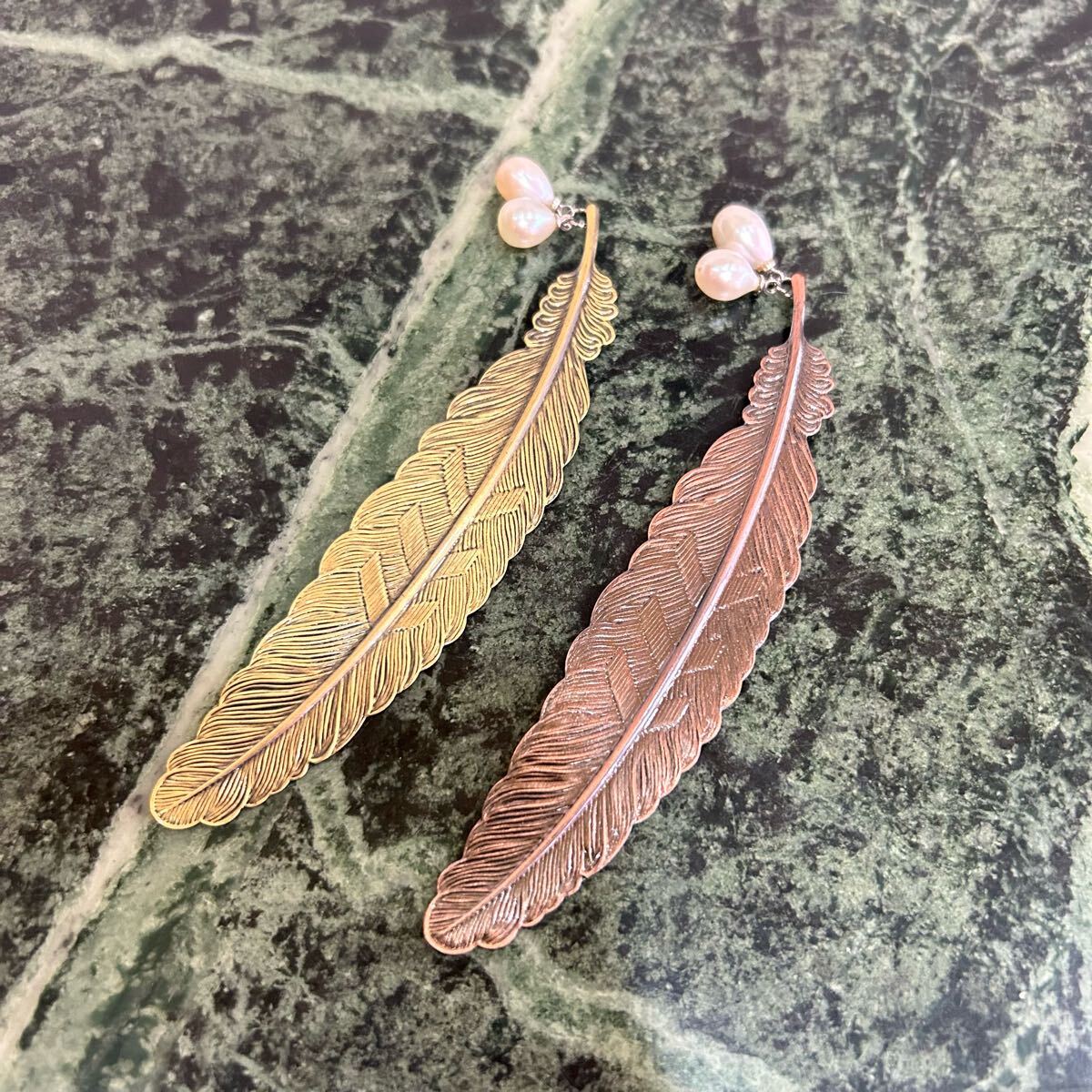 【新品】羽根デザインブックマーカー★栞2本セット 淡水パール メタル しおり 色違い プレゼント ギフト ゴールド ブロンズ ピンクゴールド拍卖