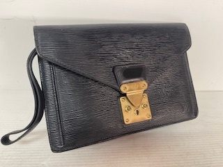 メンズ エピ★ ルイ・ヴィトン ポシェット セカンドバッグ エピ ブラックグゴールド 【中古】 ■20250423№505拍卖