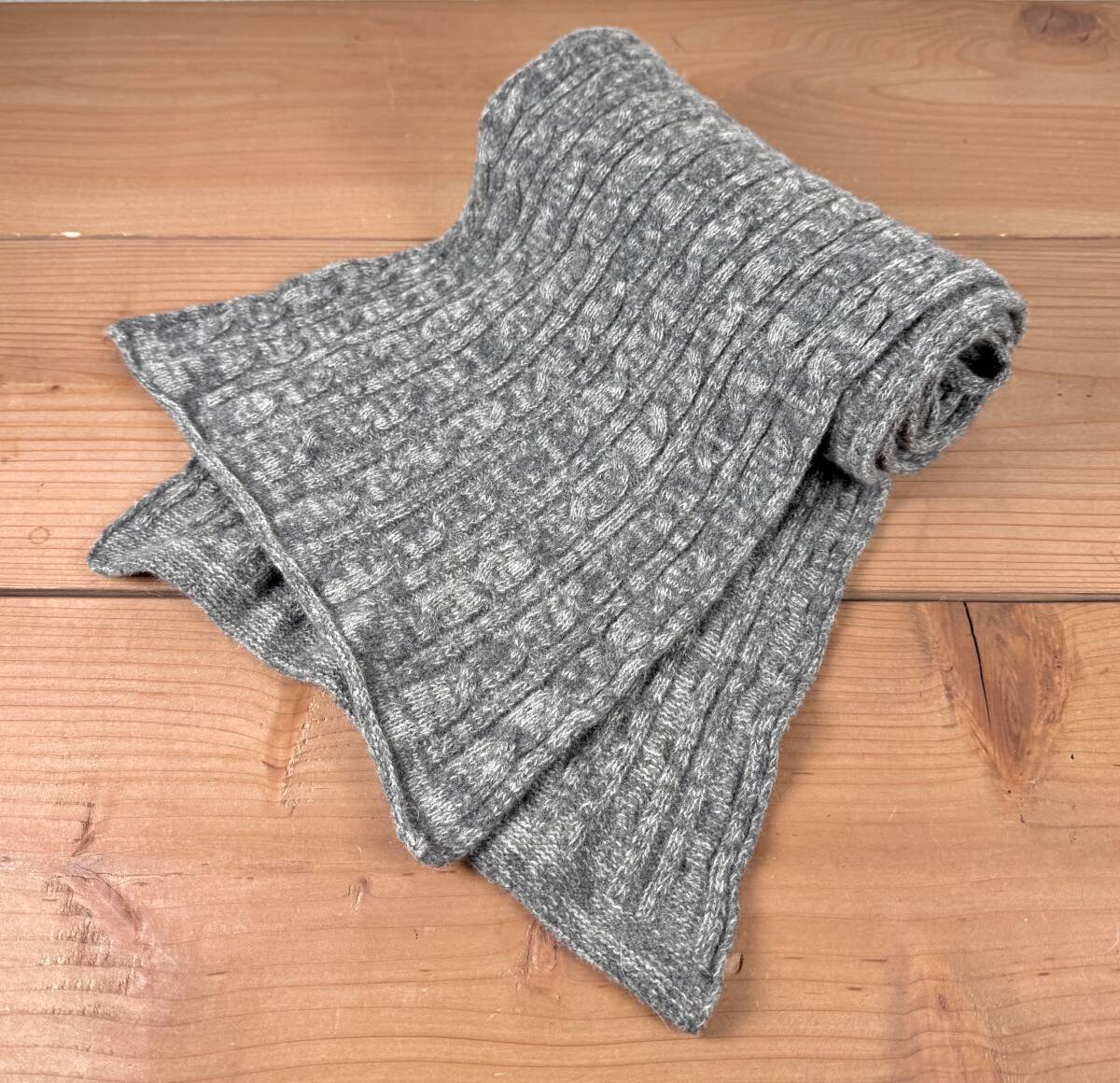 美品★BURDEN バーデン ウール100% ケーブルニット マフラー ライトグレー 杢グレー 未使用に近い◎拍卖