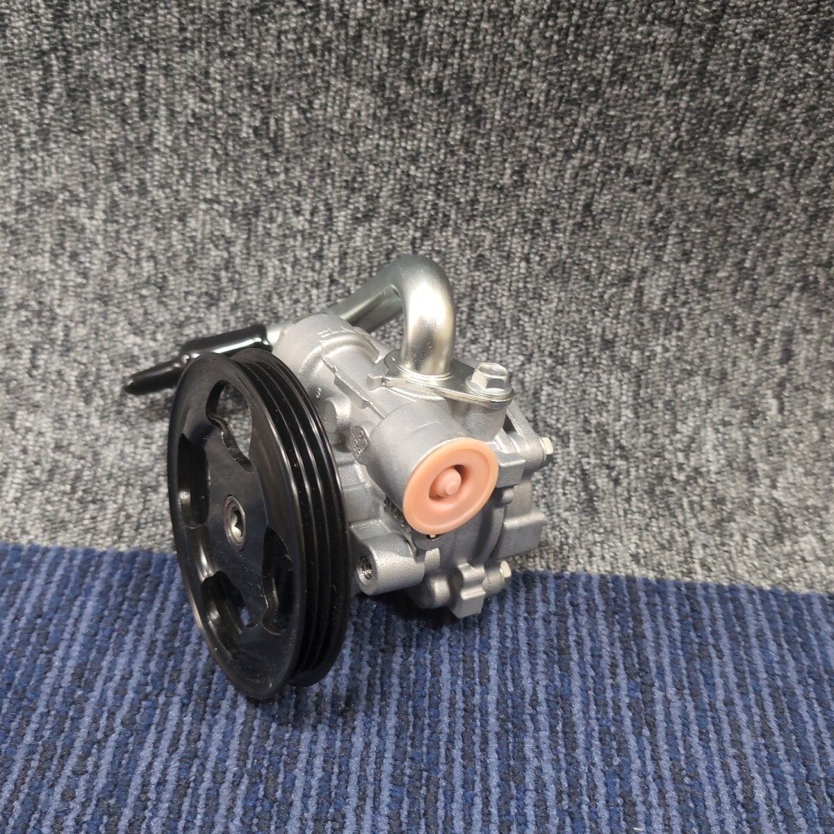 【セット】パワーステアリングポンプ + ダイハツ ハンドル拍卖