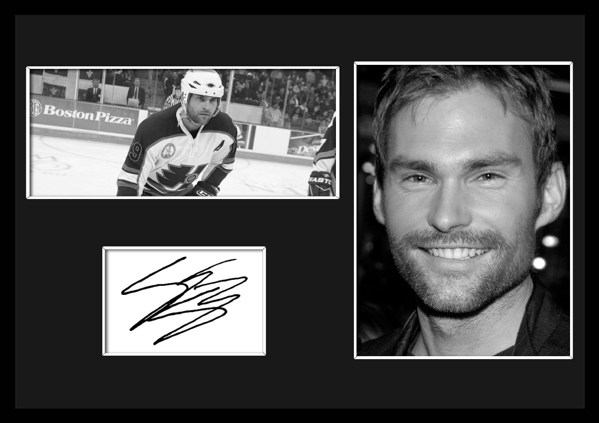 10種類!Seann William Scott/ショーン・ウィリアム・スコット /サインプリント&証明書付きフレーム/BW/モノクロ/ディスプレイ (1-3W)拍卖