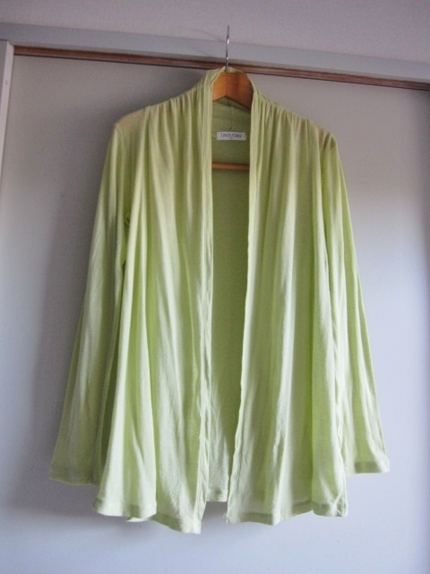LINDSTORM カーディガン グリーン コットン100% リンドストーム 薄手 ドレープ カーディガン M 長袖 夏場の冷房対策 トップス 綿100% 得 拍卖
