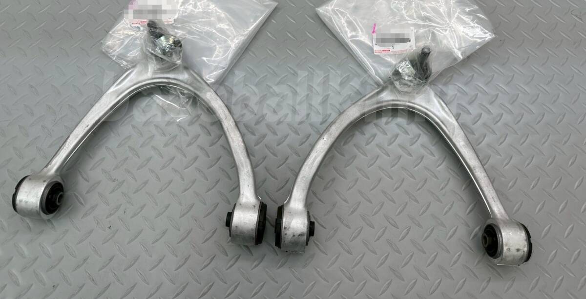 ■新品■トヨタ純正 セルシオ CELSIOR LS430 UCF30フロントサスペンションアッパーアーム 左右セット拍卖