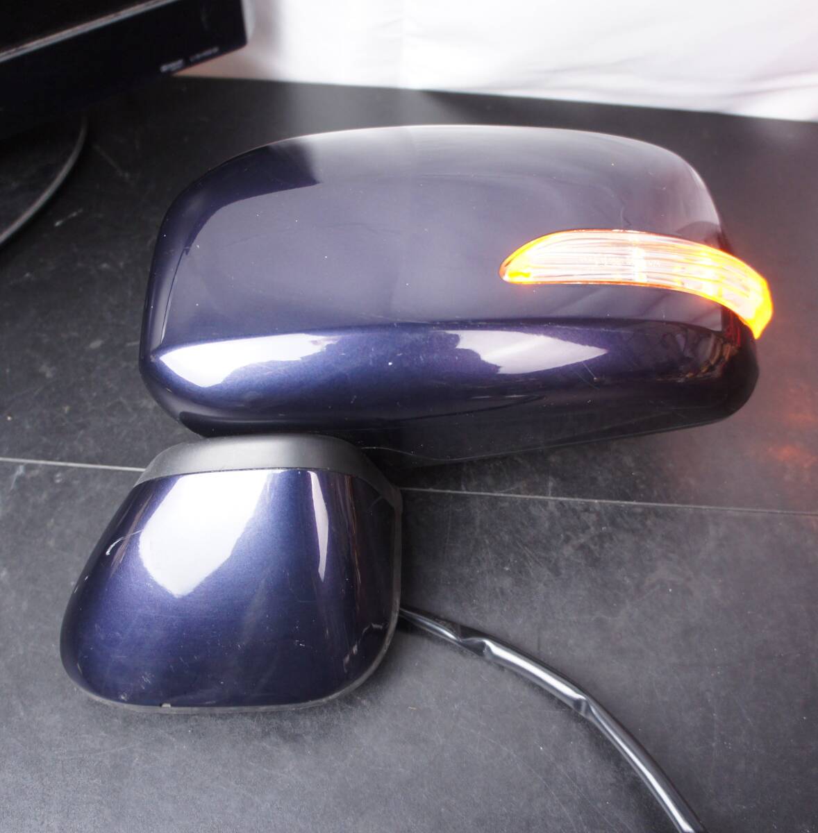 動作OK 助手席側 8P サイドミラー B70 ブルー L585S ムーヴコンテ L585A ピクシス ウインカー 左 87940-B2B10-03 参考 87940-B2B40 @10344s拍卖