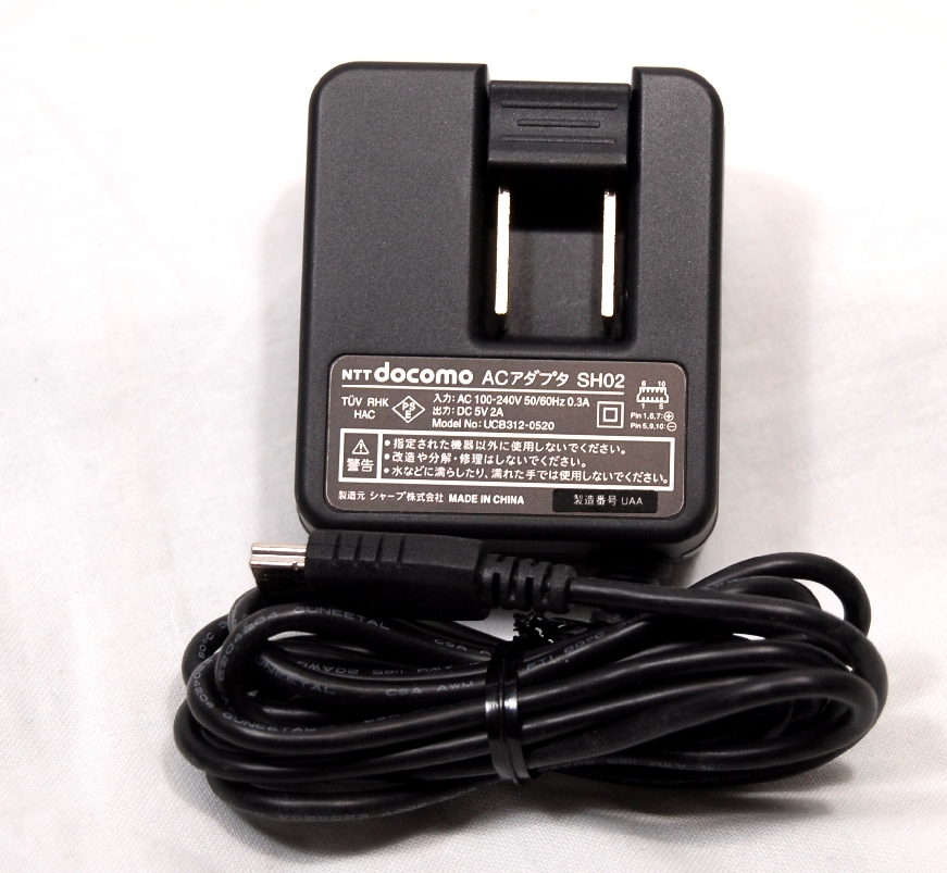 ■NTT docomo ACアダプター SH02♪5.0V 2A◆中古美品拍卖