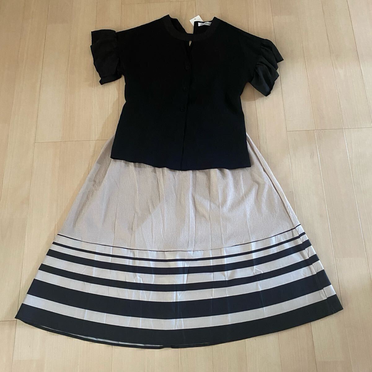 レディース セットアップ 半袖 カットソー ブラウス スカート Mサイズ 新品未使用 送料無料 春夏 おしゃれ拍卖