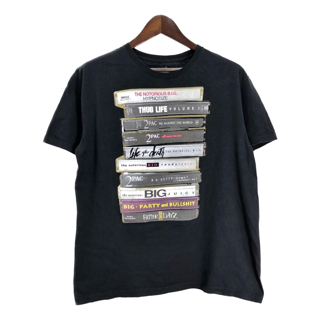 2pac トゥーパック The Notorious B.I.G. ノトーリアス・B.I.G. カセットテープ 半袖Tシャツ ブラック(メンズ XL)中古 古着 T7386拍卖