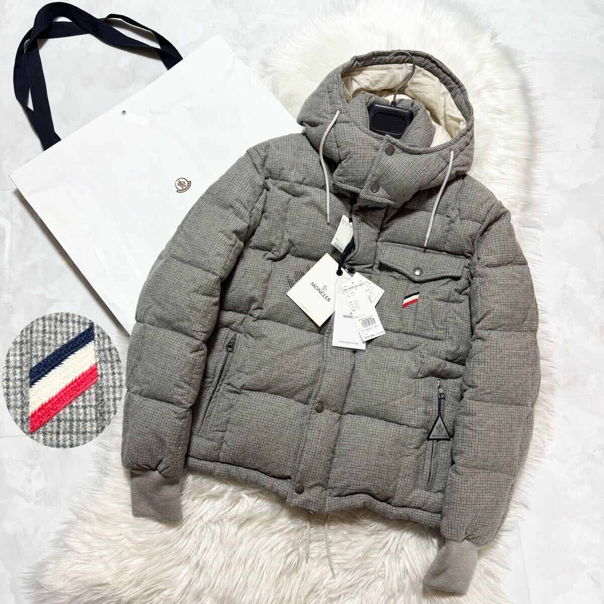 本物 タグ付き モンクレール CEZANNE フード付き ダウン ジャケット フラッグワッペン 2 グレー MONCLER拍卖