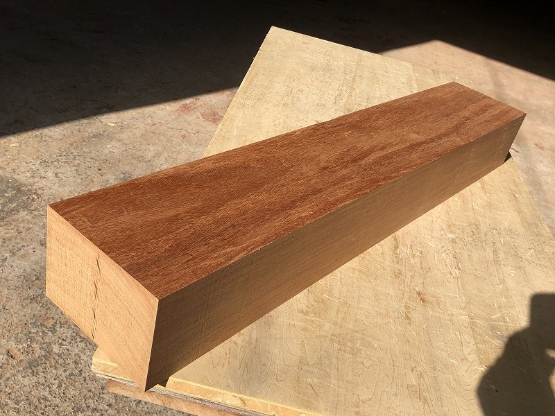 送料無料!花梨【P9】855×150×117㎜ カリン ブロック 乾燥材 木工 DIY 材木 天然木 無垢材《銘木すずめや》拍卖