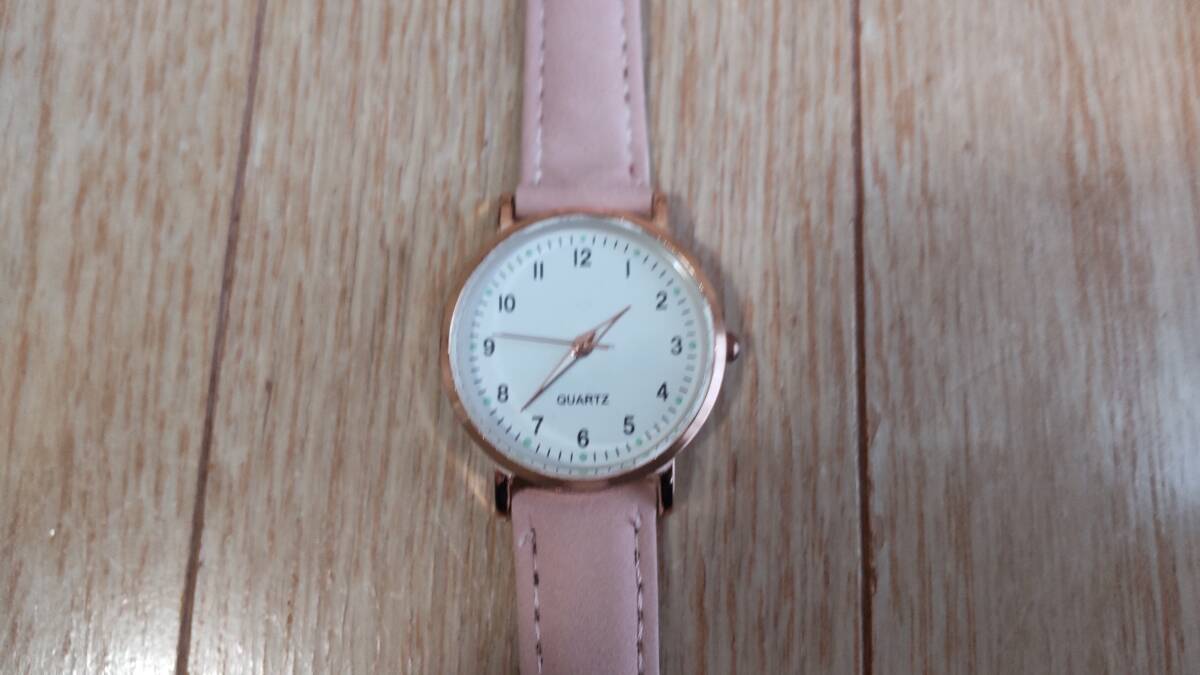 超美品SHEINシーンレディース腕時計 ベルトピンク拍卖