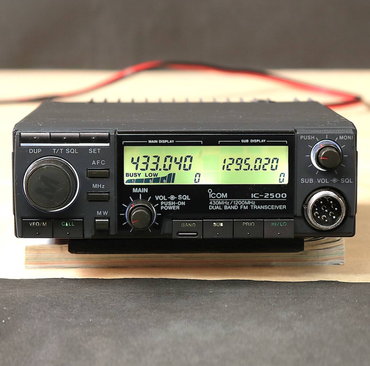 ※希少 ICOM アイコム IC-2500M J無し 430/1200MHz 白色LED 2バンド ミドルパワー機 (検索:TM-833 TM-841 FT-5800 TM-842 )拍卖