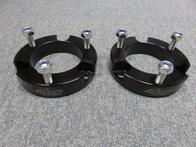 新品 2003-2023 説明書付 トヨタ ハイラックスサーフ 215系 2インチ 5cm フロント リフトアップスペーサー フロント下がり解消商品拍卖