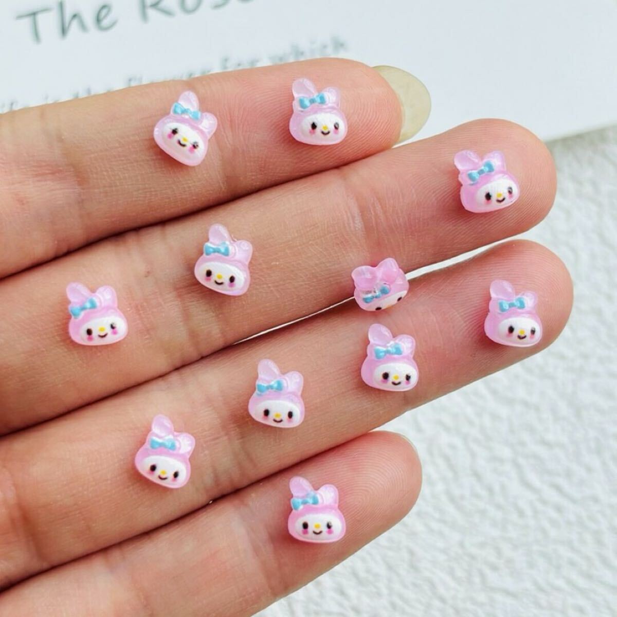 マイメロ ネイルパーツ ミニミニ サイズ マイメロディ 50個 ネイル デコ デコパーツ ネイルパーツ プラパーツ かわいいピンク拍卖