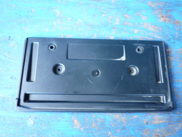 BH629 アウディ TT 8S ナンバー台 ナンバーベース 8S0807845拍卖