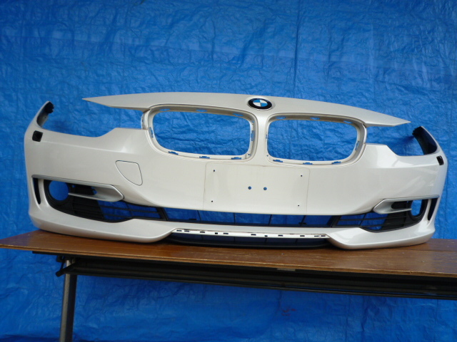 ☆BH706 BMW F30 3シリーズ フロントバンパー 白 7279693拍卖