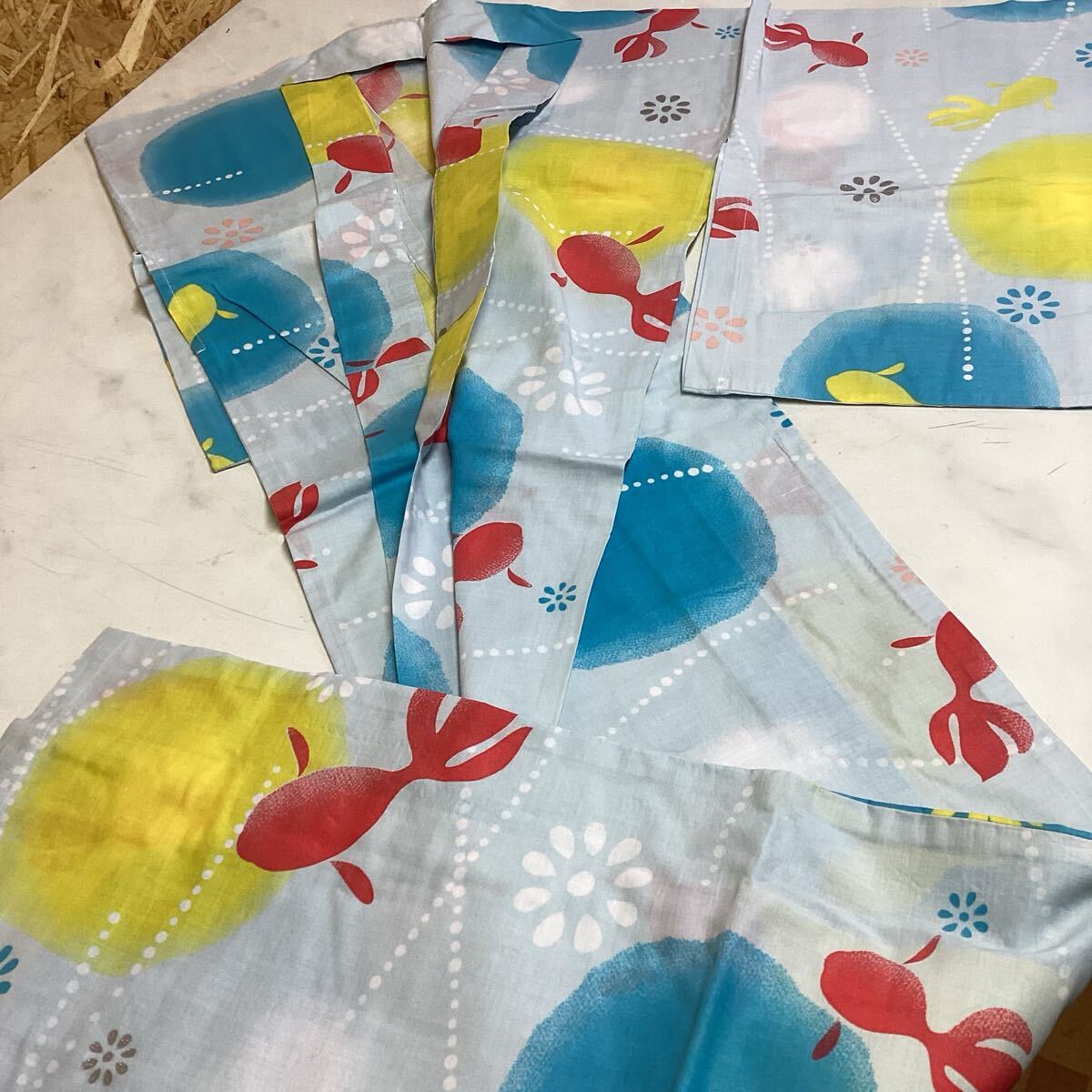 和装 浴衣 水色 黄色 カジュアル 赤い金魚 可愛い 和柄 (と64)拍卖