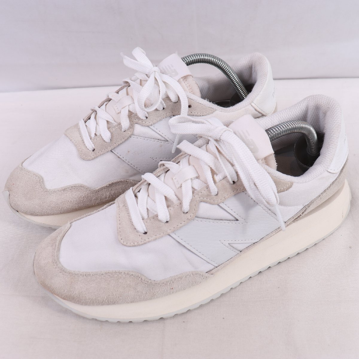237 ニューバランス 27.0cm/New Balance 白 ホワイト グレー 灰色 中古 古着 スニーカー メンズ yy518拍卖