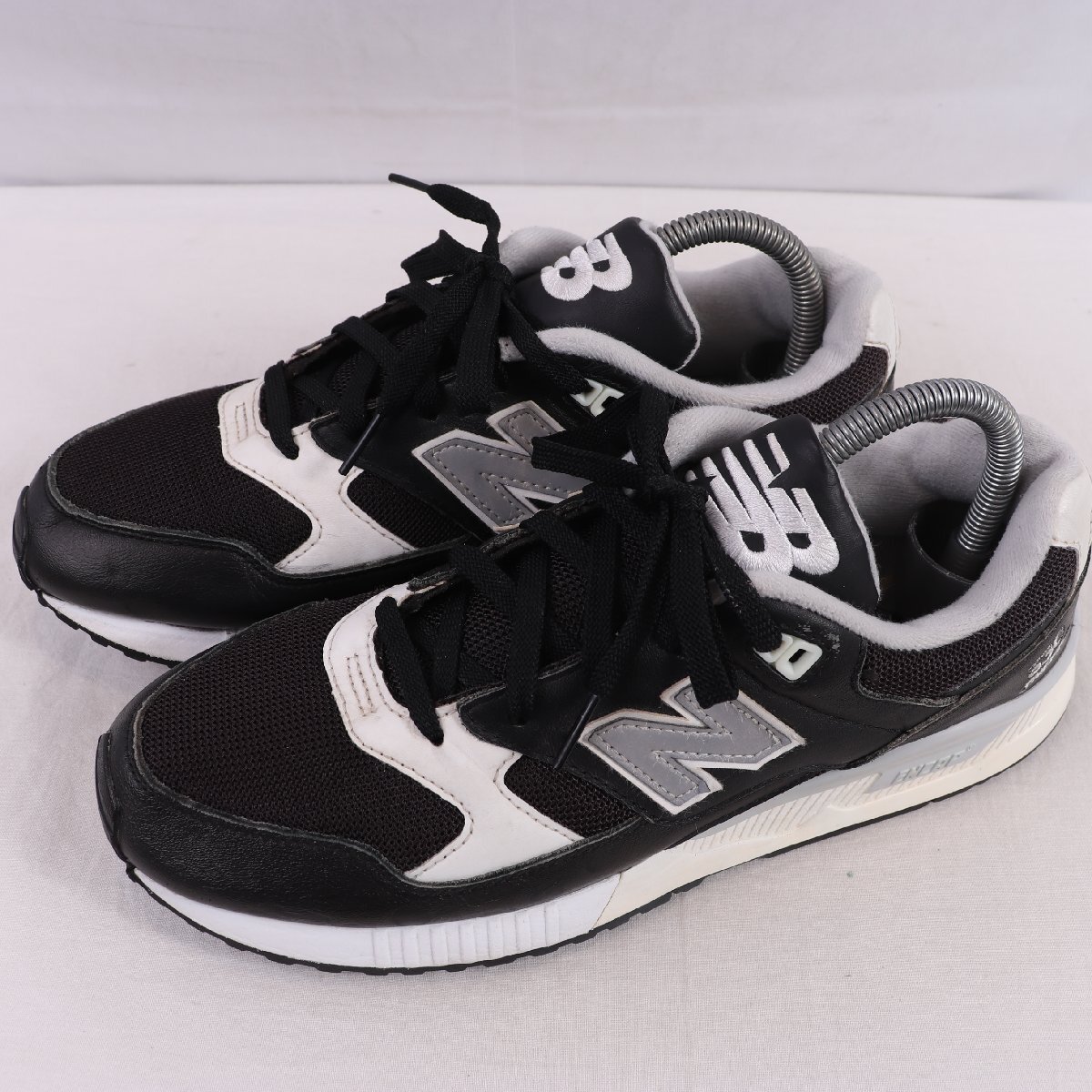 530 ニューバランス 26.5cm/new balance 黒 ブラック 白 ホワイト 銀 シルバー 中古 古着 スニーカー メンズ スニーカー yy5465拍卖