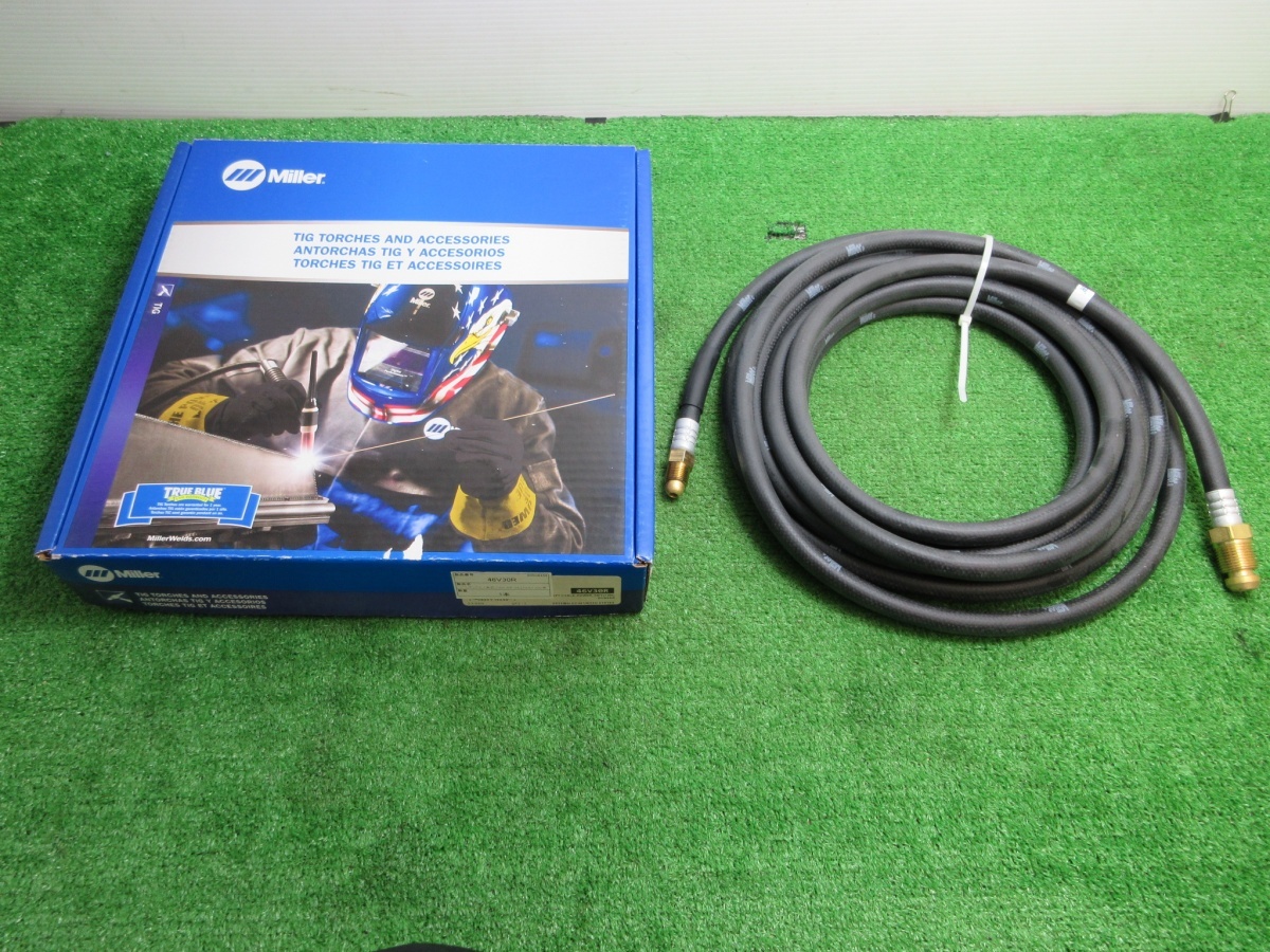 未使用品【 Miller / ミラー 】 46V30R 空冷式 パワーケーブル 1本式 7.6m 200A ゴムタイプ 2004拍卖