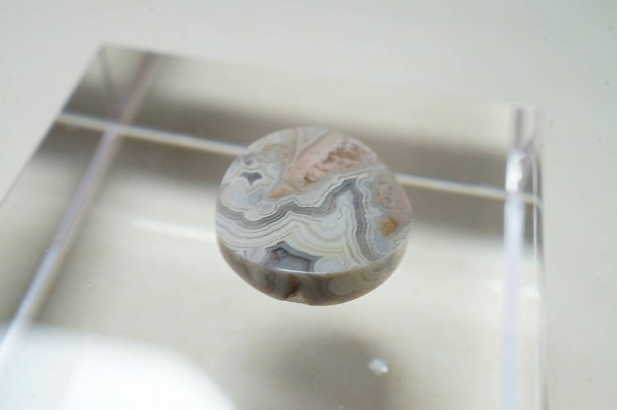 稀少!模様が綺麗で神秘的レースアゲート・ピクチャーメノウ、瑪瑙、めのう(アゲート)ルース1.65ct拍卖