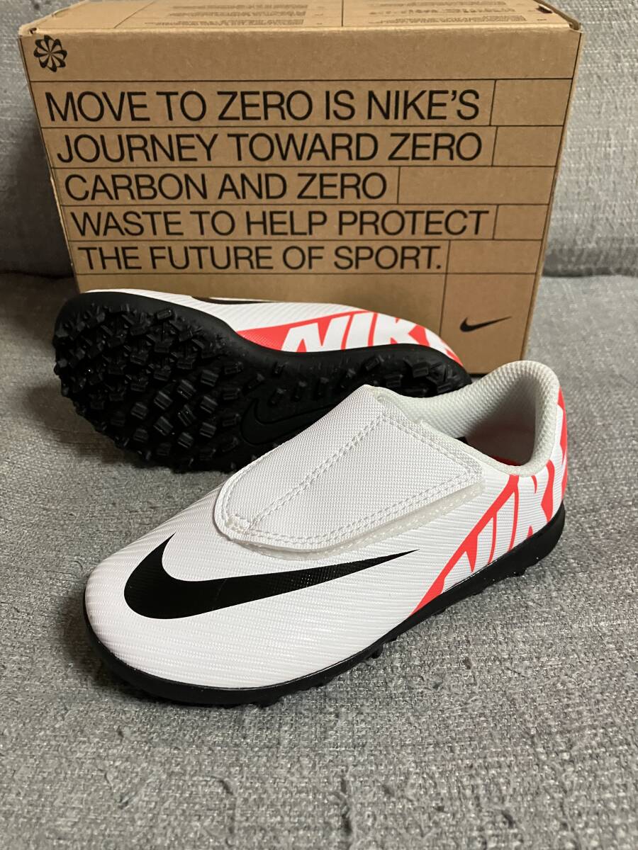 Nike JR VAPOR 15 CLUB TF PS V 15.5㌢ WH新品 ★決算セール★拍卖
