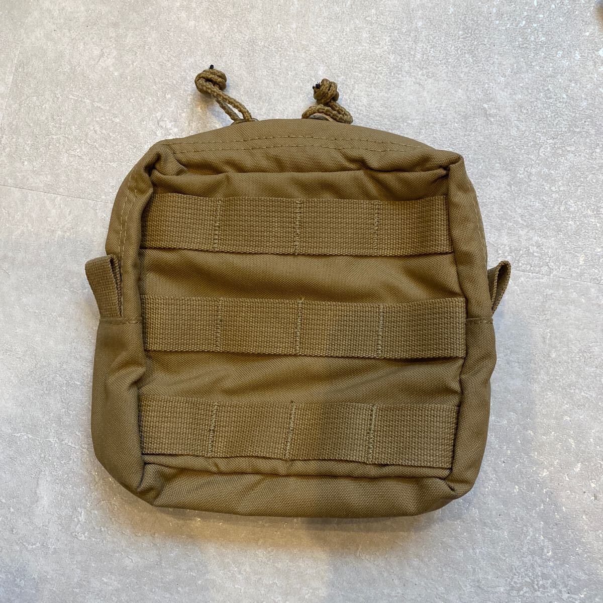 米軍実物 T3 GEAR コヨーテブラウン ホリゾンタル ユーティリティ ポーチ ミディアム  実物 ユーティリティーポーチ拍卖