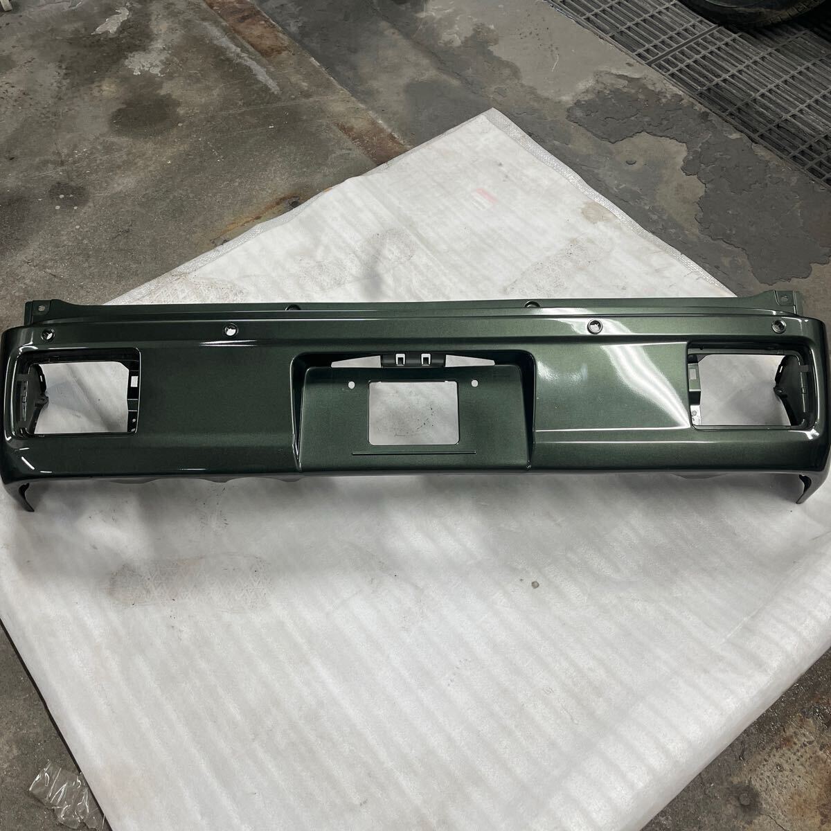 美品◇SUZUKI エブリィ DA17V リアバンパー エブリィバン拍卖