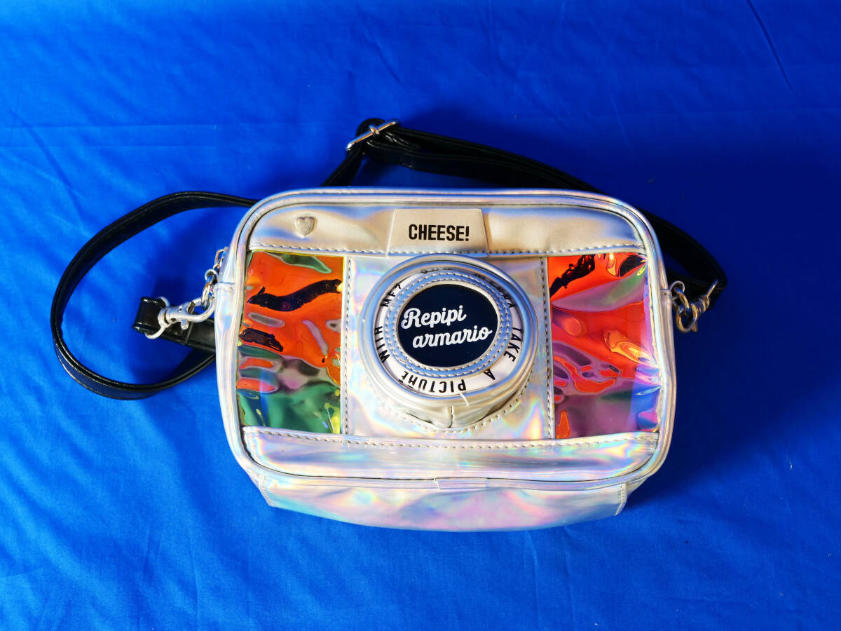 Repipi armario アダストリア レピピアルマルオ カメラ風ショルダーバッグ拍卖