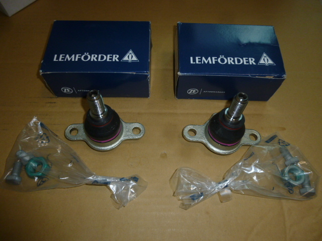 ヴァナゴンT4/ユーロバンT4用アッパーボールジョイント左右セット新品LEM製1991~1996年用ドイツ製拍卖