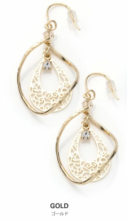 透かしプレートが上品に揺れるドロップピアス拍卖