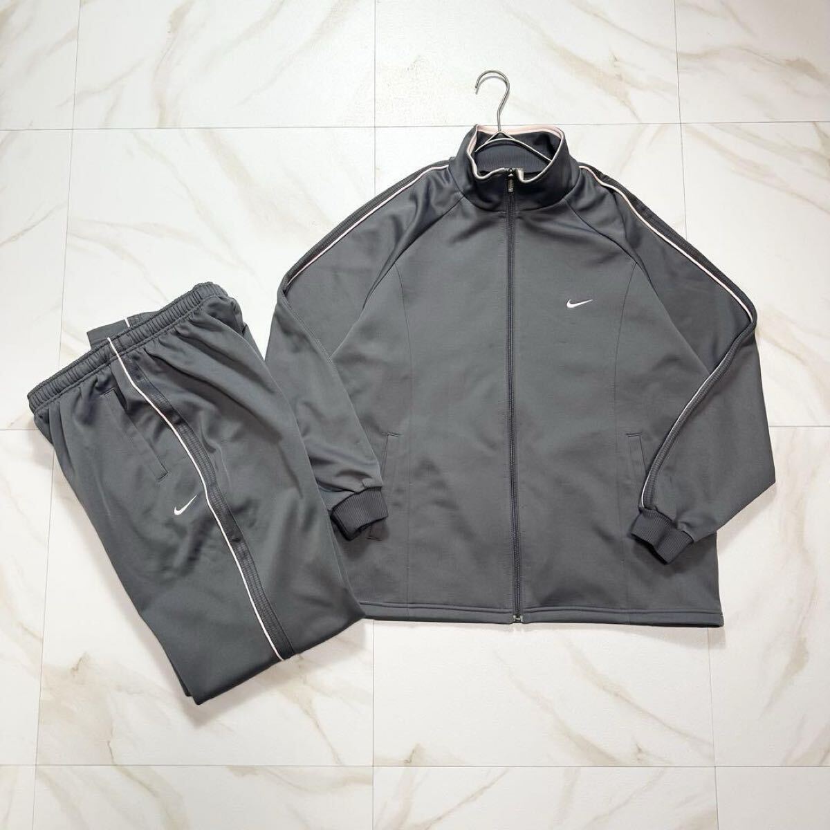 NIKEジャージ上下セットアップ y2k グレー ピンク 刺繍ロゴ XLサイズ トラックジャケット 運動 スポーツ拍卖