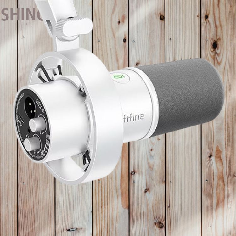 ダイナミックポットキャストマイク カーディオイドパターン単一指向性 イヤホン出力端子付 ワンタッチミュート グレイ風防付き ゲーム実況拍卖