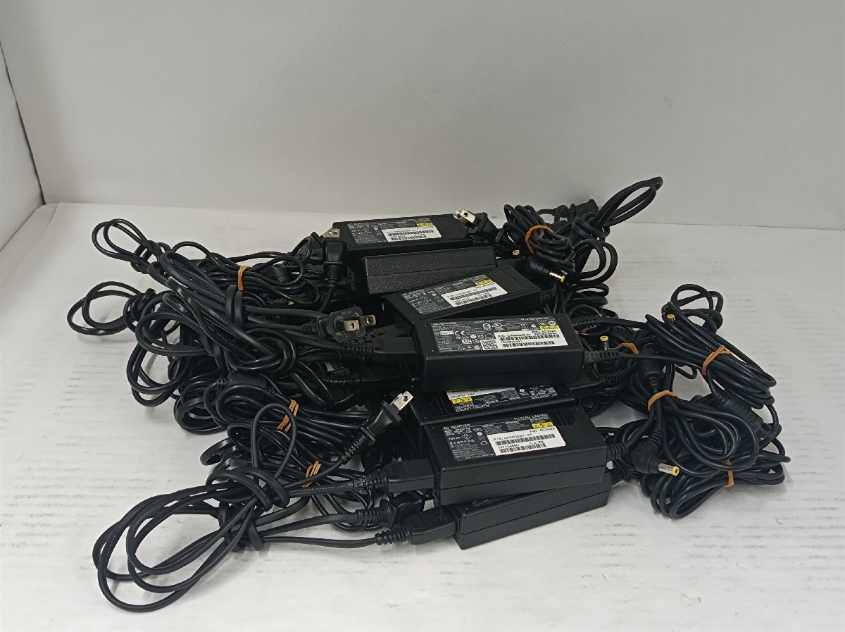 TOSHIBA 東芝 ACアダプター/19V 3.42 30個セット拍卖