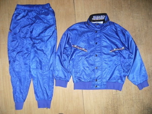 昭和レトロ★日本製 90年代★asics アシックス ジャージ ウインドブレーカー 上下セット★運動着 サッカー 野球 陸上トレーニング ウエアー拍卖