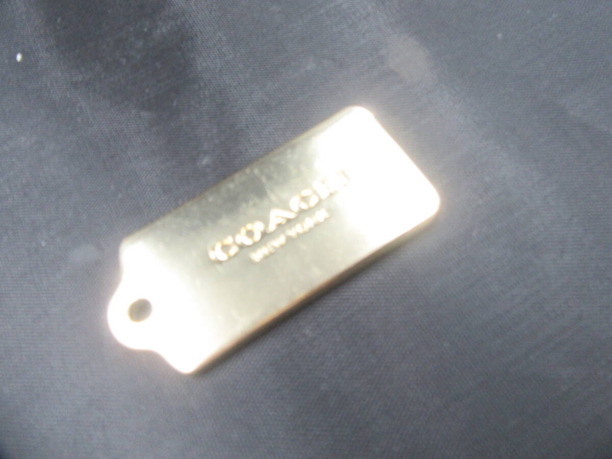COACH NEWYORK 金色 メタルプレート スレ傷あり拍卖