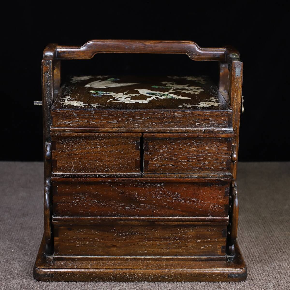 唐物 清 花梨木 はめ込む貝殼 手提 多層食盒 木製 極細工 古美味 時代物 中国古玩 骨董品 D64拍卖